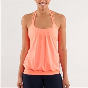 Lululemon flow and go tank